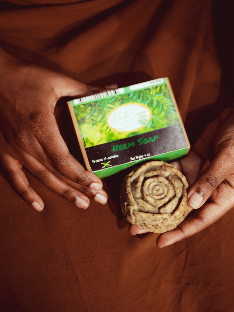 De La Enzi Neem Soap
