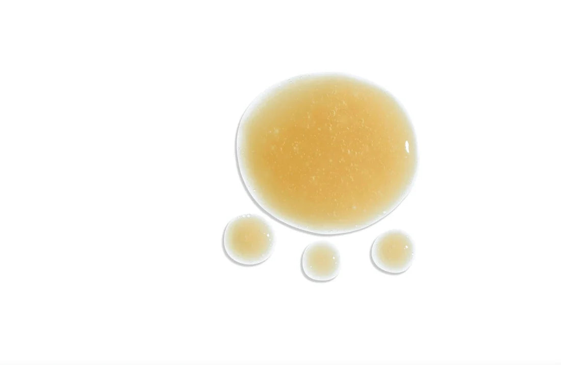 L’Élixir de Clarté – Blue Light Radiance Serum with AHA, Vitamin C + Brightening Peptides
